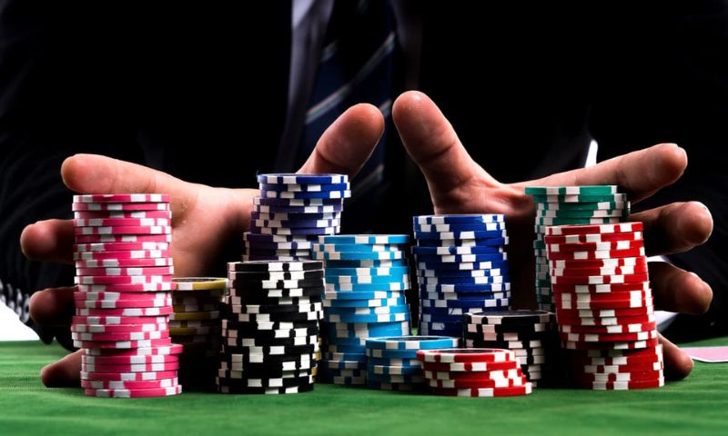 Một số các hành động ở trong bộ Poker Mu88 là gì?